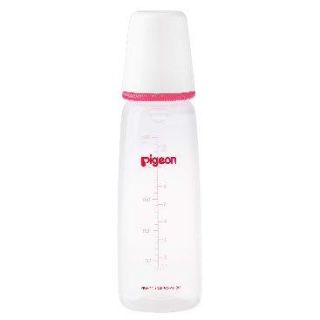 PIGEON FEEDING PLASTIC BOTTLE 240 ML PA26007